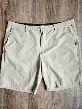 Quiksilver Union Amphibian Hybrid Shorts Mens 40 Khaki Tan Quick Dry Boardshorts